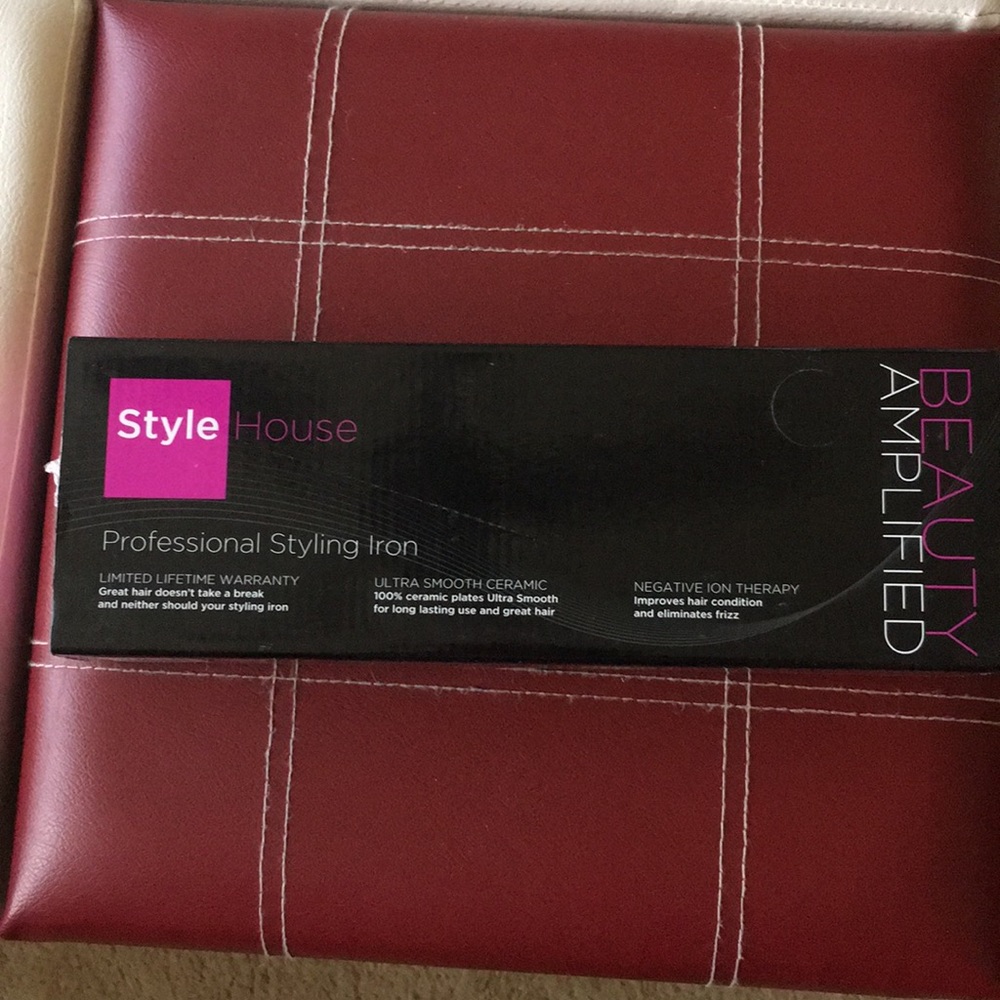 Style House professional styling iron
